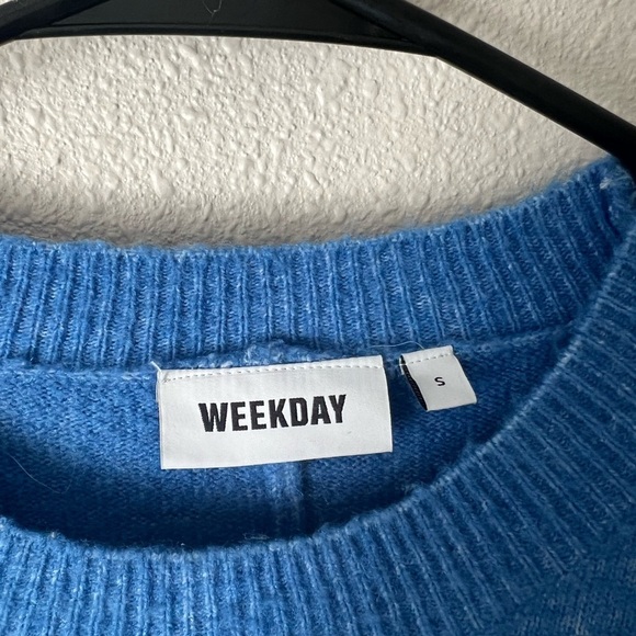 Weekday Border Oversized Sweater Size Small - Picture 10 of 10